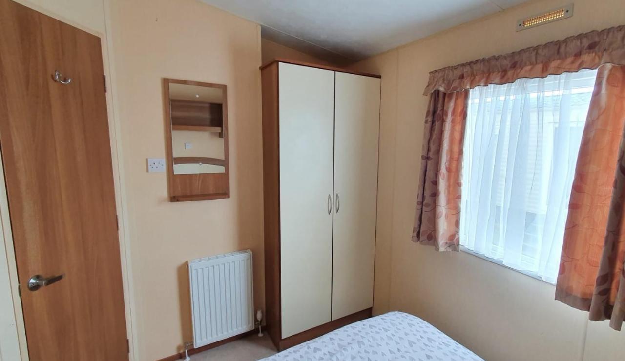 Olympic Holiday Caravan Hotel Selsey Exterior photo
