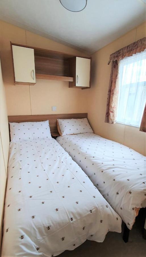 Olympic Holiday Caravan Hotel Selsey Exterior photo