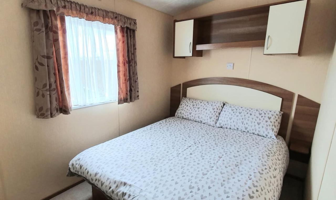 Olympic Holiday Caravan Hotel Selsey Exterior photo